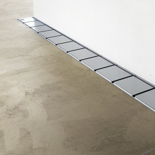 Душевой лоток с решёткой Ravak OZW 10° 950 - stainless X01632, гидрозатвор мокрый (Чехия) - фото